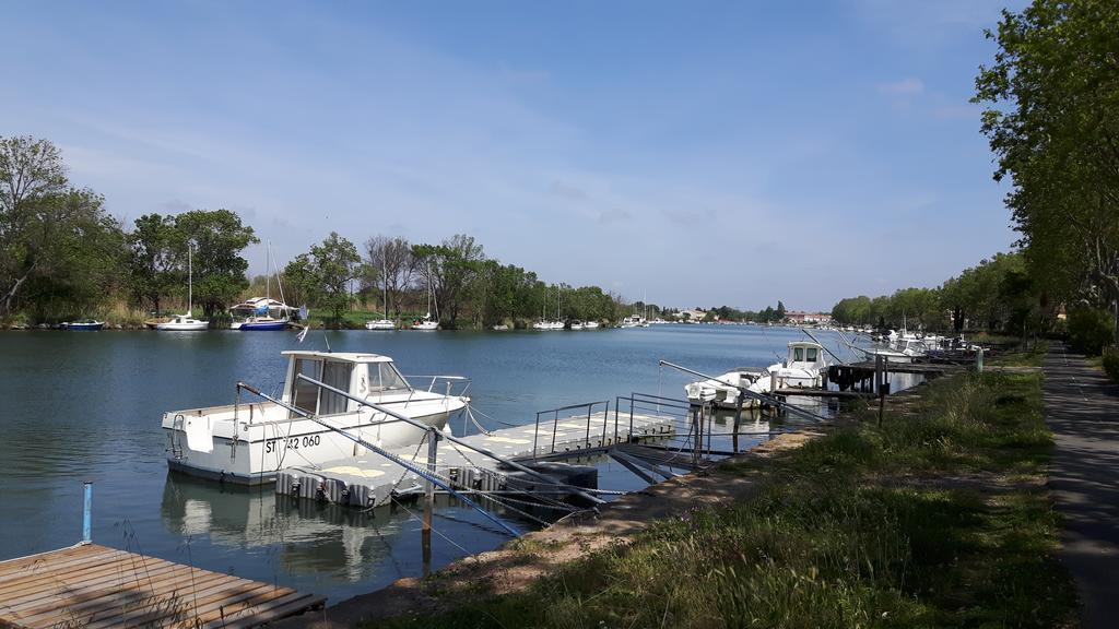 Les Lauriers Apartment Agde Bagian luar foto